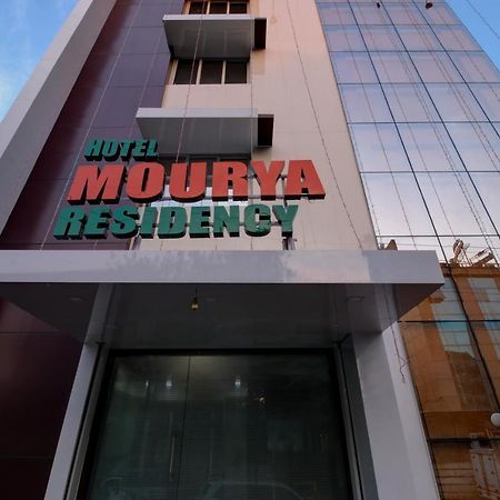Hotel Mourya Residency Navi Mumbai Exterior foto