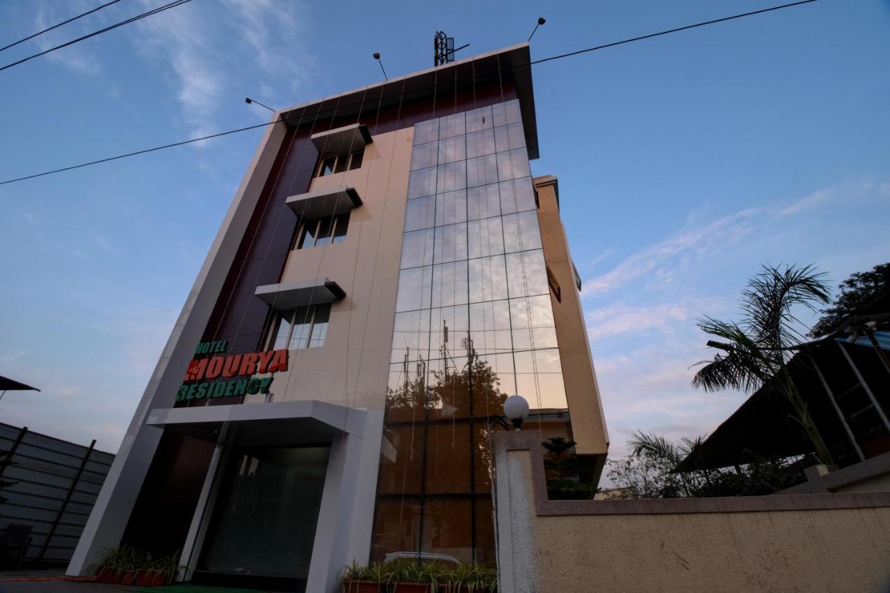 Hotel Mourya Residency Navi Mumbai Exterior foto
